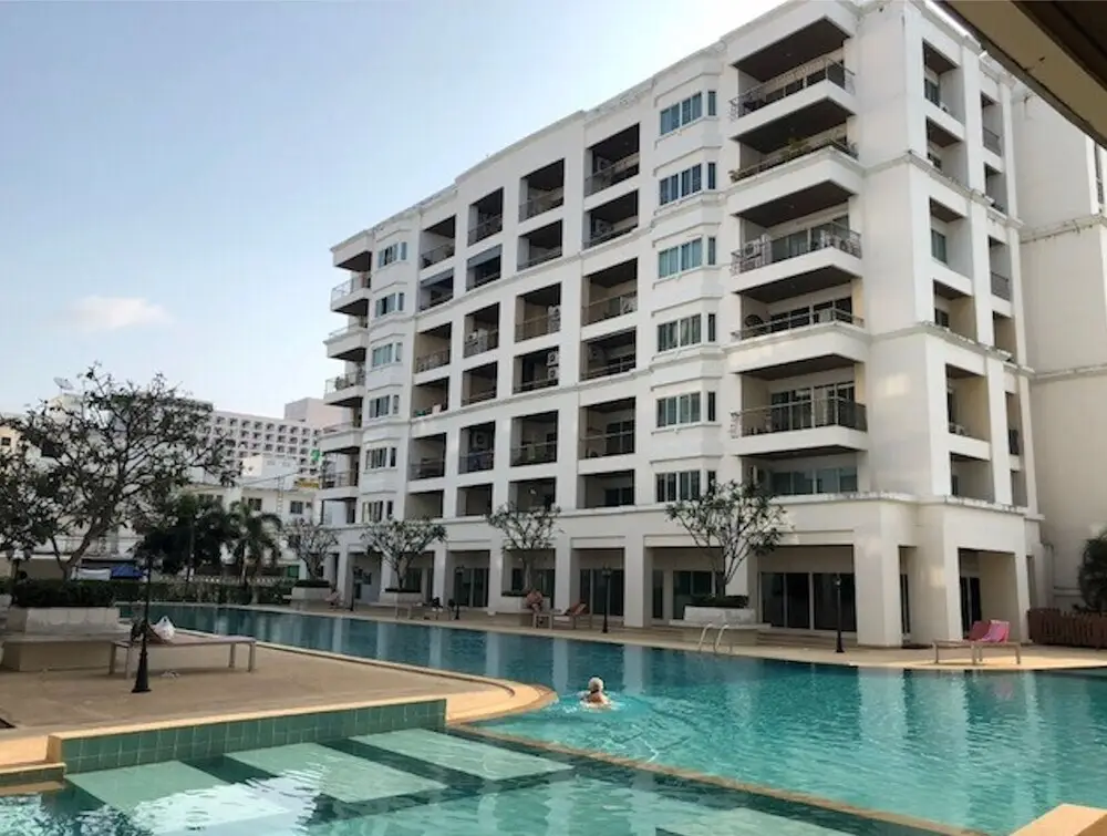 Паттайя: Platinum Suites Floor 6 Room 63