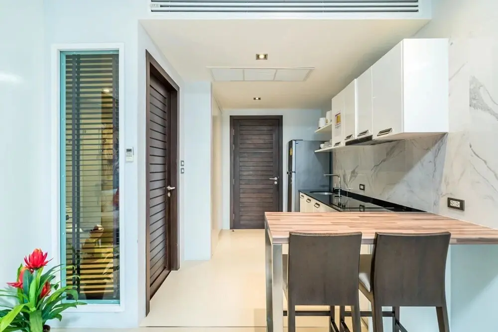 Кату: Et414 - Charming Pool View Studio Pool and gym in Patong