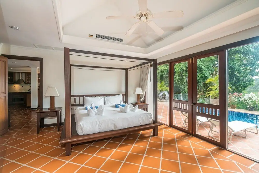 Nakatani B - Private Pool Villa Near Beach 2 Bedroom can be 4 — фото 1