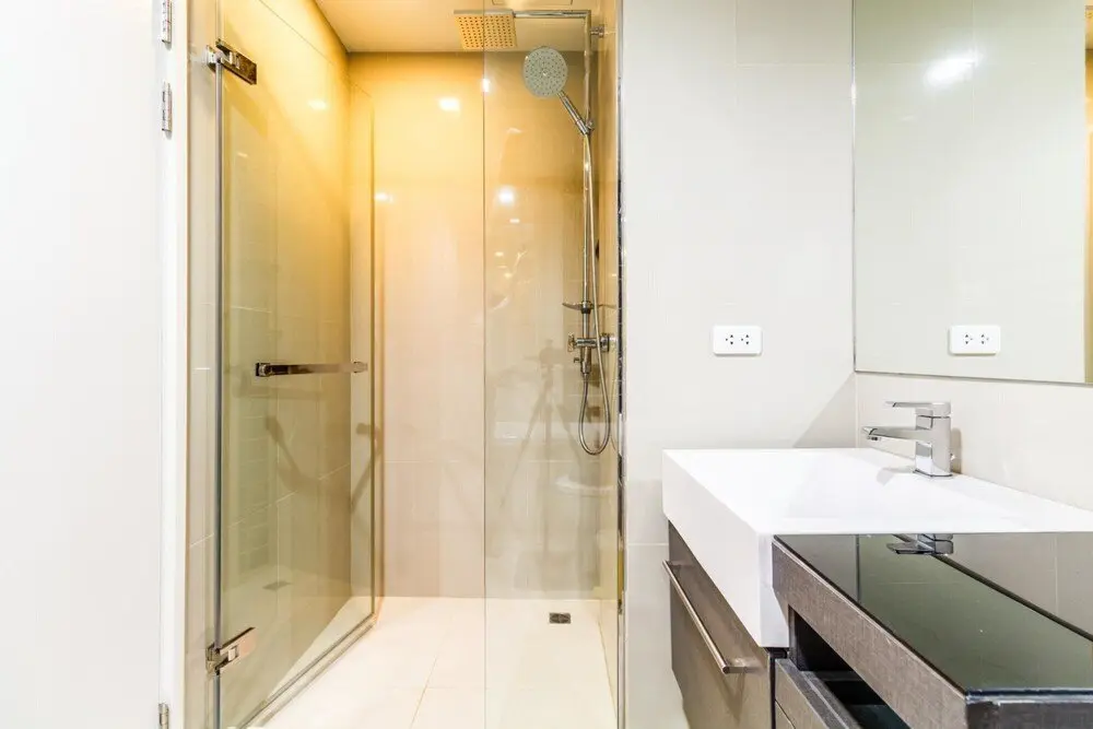 Кату: D144 - Unique Pool Access Apartment in The Deck Patong 2 Pools and gym