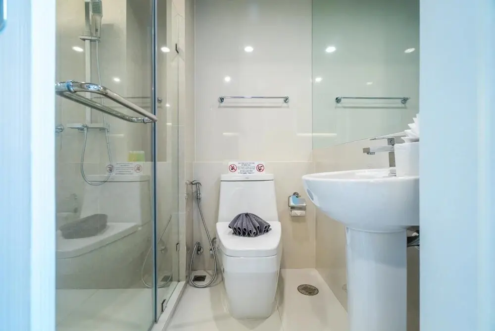 Тхаланг: Aristo 216 - Pool Access Duplex in Surin Condo for 4 People