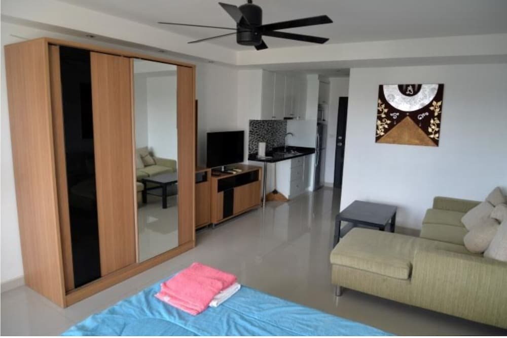 Паттайя: Pattaya Plaza Floor 6