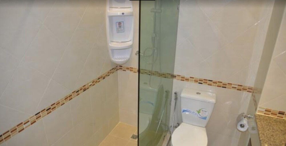 Паттайя: Thep Thip Mansion F5 R5006