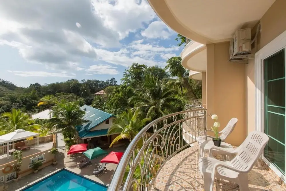 Кату: Patong Rai Rom Yen Resort SHA
