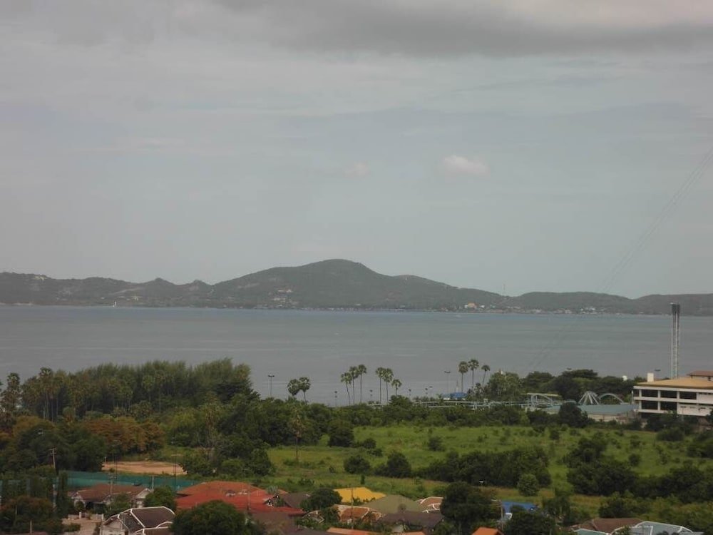 Паттайя: View Talay Vt1b F4 R193 - Fully Equiped Apartment Suite