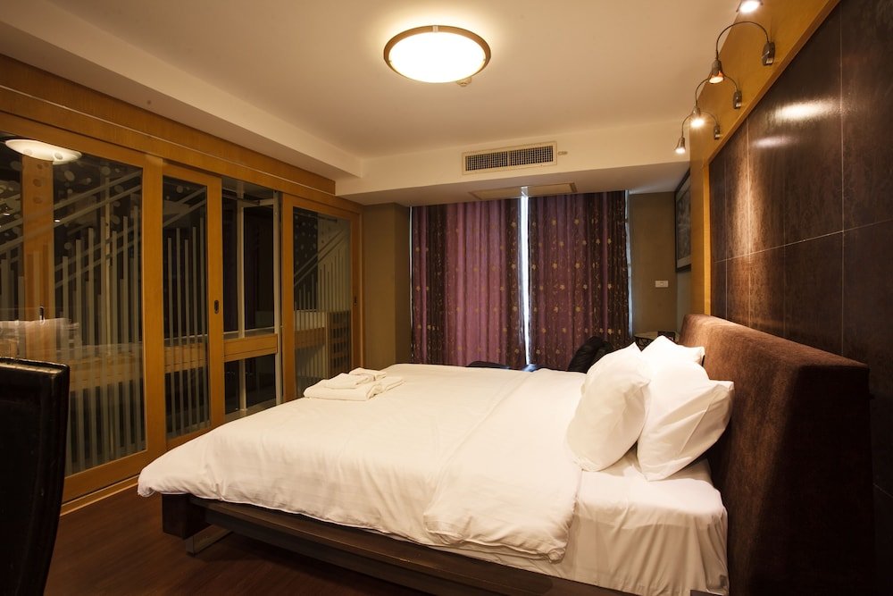 Бангкок: 2B 2bedrooms 2bath Downtown Bangkok Near Bts Mrt