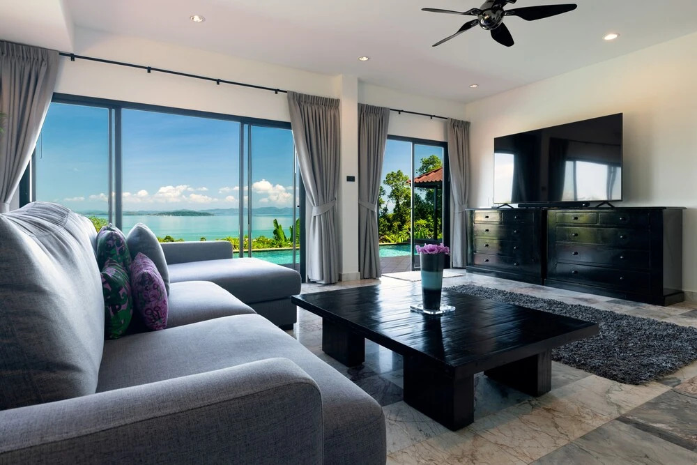 Тхаланг: Peaceful 8br Two Pool Panoramic Twin