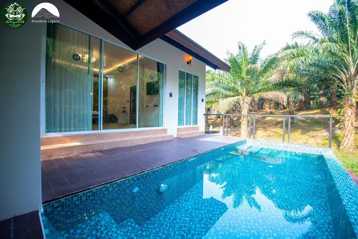 Фаном: Khaosok Legend Pool Villa