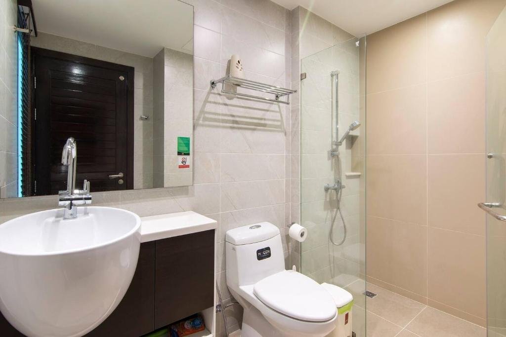 Кату: Emerald Terrace Patong