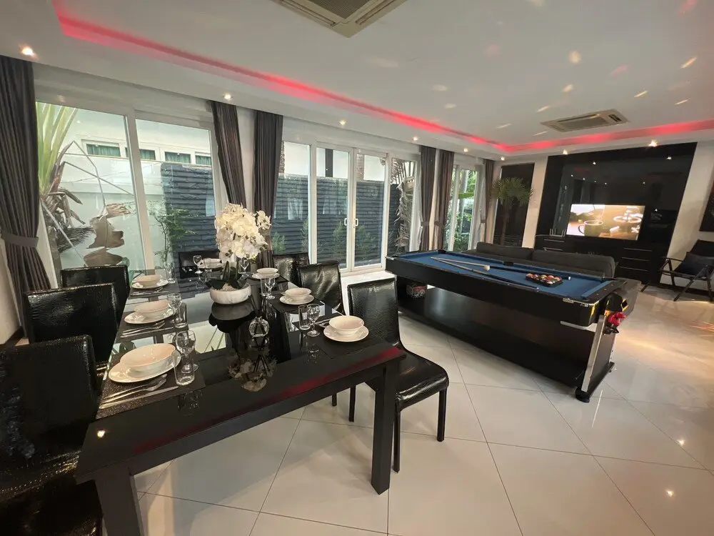 Паттайя: Hollywood Pool Villa Jomtien Pattaya