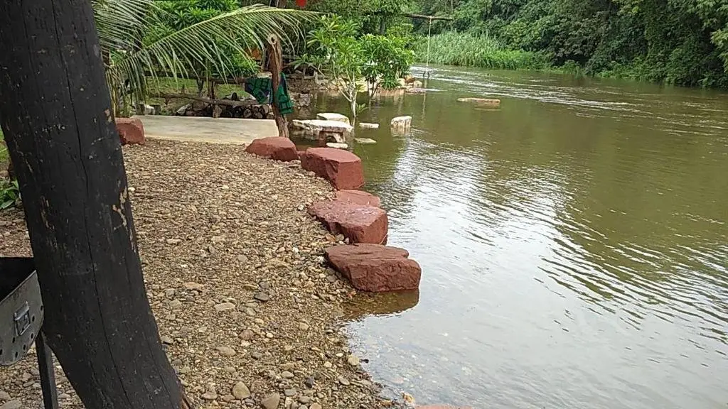 Тха-Май-Руак: Pana and River Homestay Kang Krachan