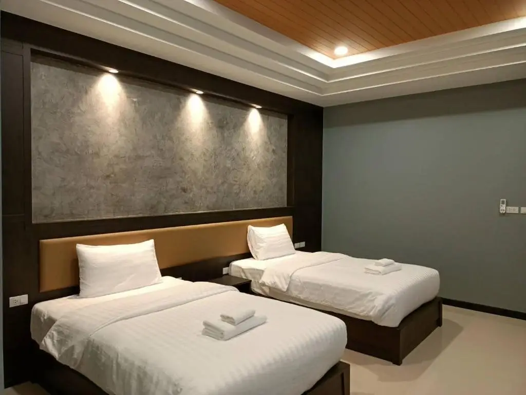 Такуа Па: น้ำเค็มอินน์ Namkhem Inn