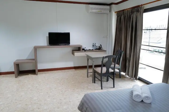 Наратхиват: N.P. Apartment