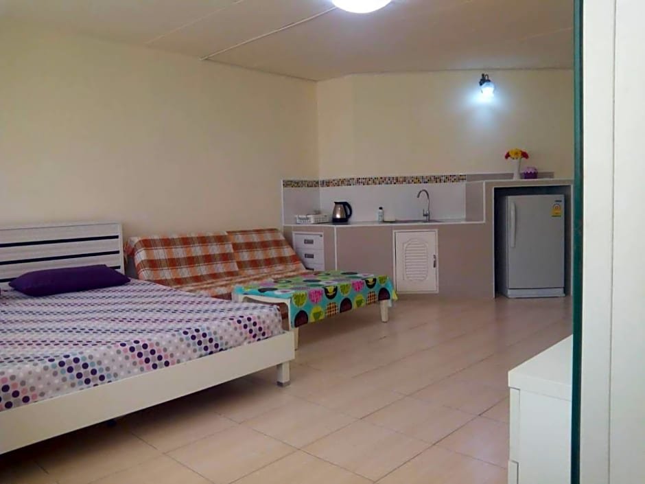 Паккрет: IMPACT Challenger Apartment Hostel Bangkok Thailand