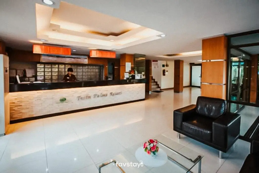 Паттайя: Twin Palms Suites and Residence Pattaya