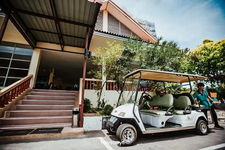 Паттайя: Twin Palms Suites and Residence Pattaya