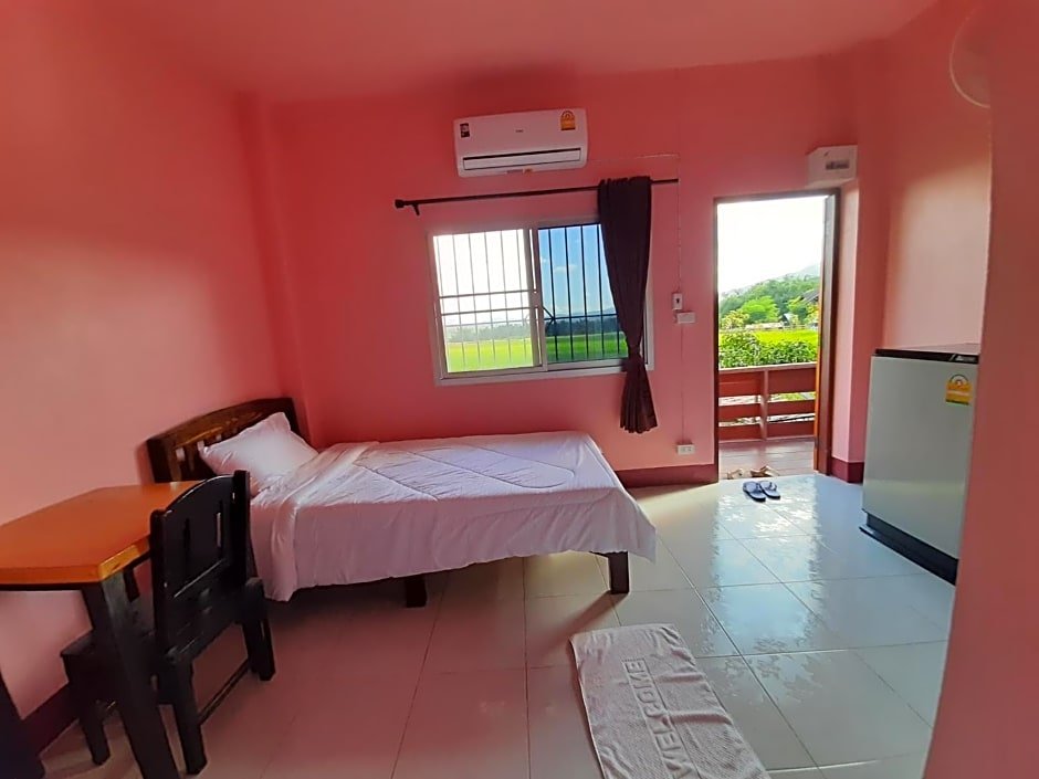 Чом-Тонг: Khuang Na Farmview