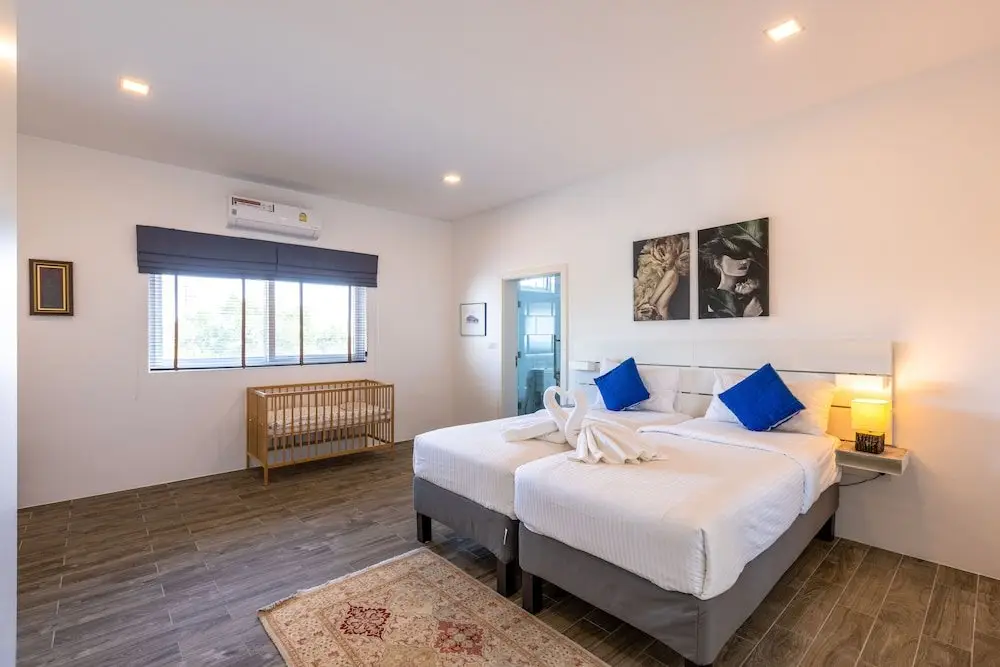 Чаам: Modern 3 bedroom Pool Villa PG19