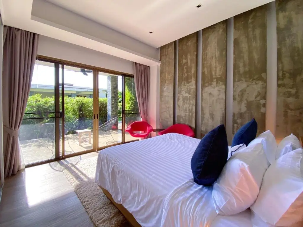 Тхаланг: "designer Panoramic Seaview 2br Pool Villa Naithon Beach"