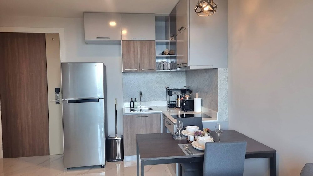 Краби: B201-nice Seaview One Bedroom Apartment 300 Meters Walk to Ao Nang Beach