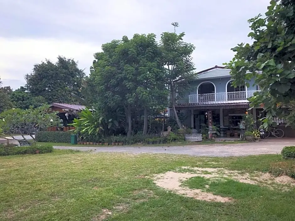 Чом-Тонг: Gardum House