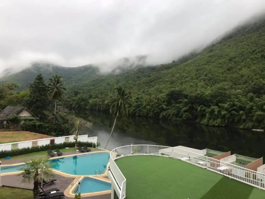 Тха Кра Дан: Erachon Raft Resort