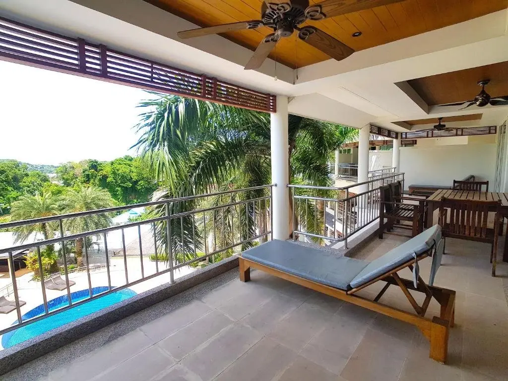 Муанг: Spacious apartment with Ocean view in Panwa