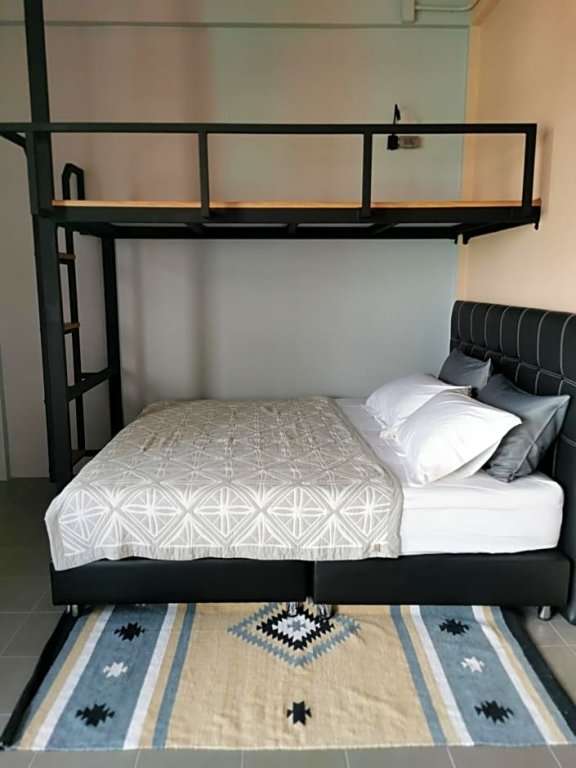 Бури Рам: The 8 hostel Buriram