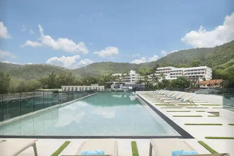 JonoX Phuket Karon Hotel — фото 1