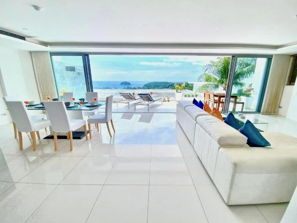 Муанг: The View : Luxury Sea View Room with Jacuzzi near Karon Beach