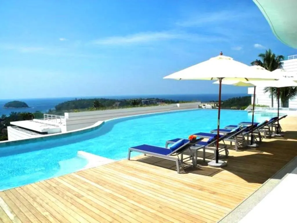 Муанг: The View : Luxury Sea View Room with Jacuzzi near Karon Beach