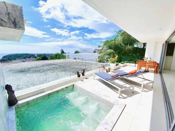 Муанг: The View : Luxury Sea View Room with Jacuzzi near Karon Beach
