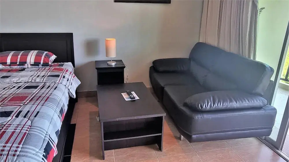 Паттайя: Large Studio Condo Jomtien