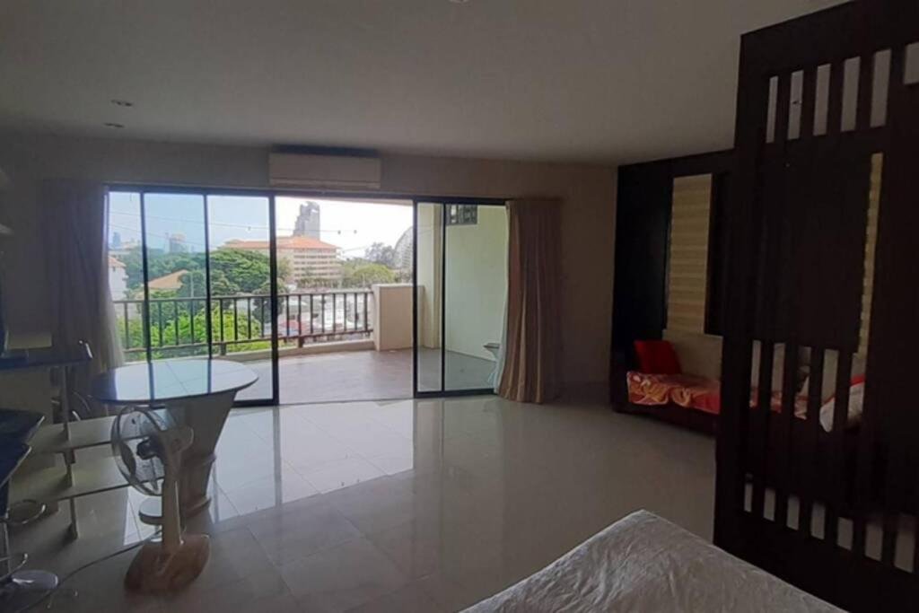 Паттайя: Wongamat Privacy Condo Apartments for rent