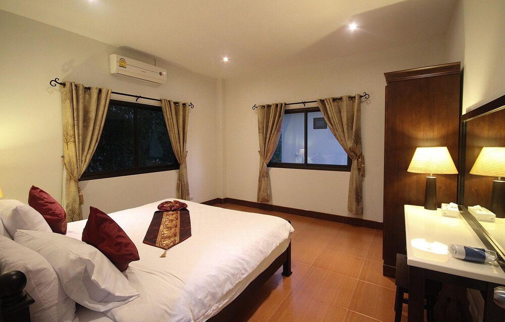 Кату: Beach Villa Kamala