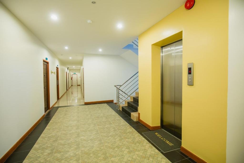 Кату: Aim House