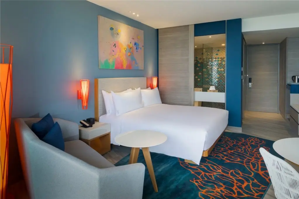 Хуахин: Holiday Inn Vana Nava Hua Hin