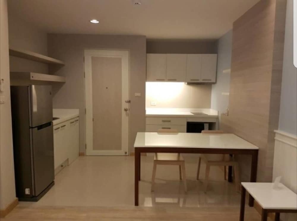 Сам-Рои-Йот: The Sea Condominium A22