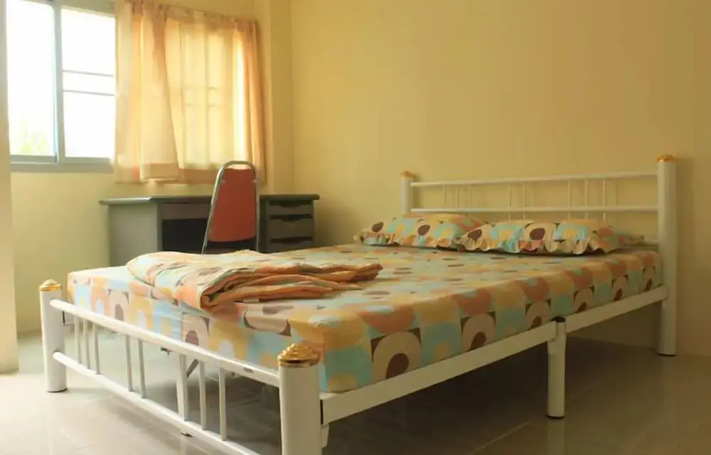 Патхумтхани: Penthip House