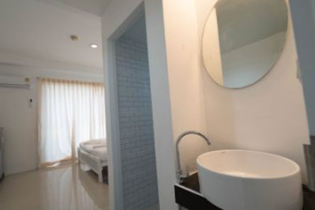 Бангкок: RoomQuest Bangkok Sukhumvit 50