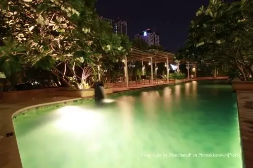 Бангкок: Villa Sathorn