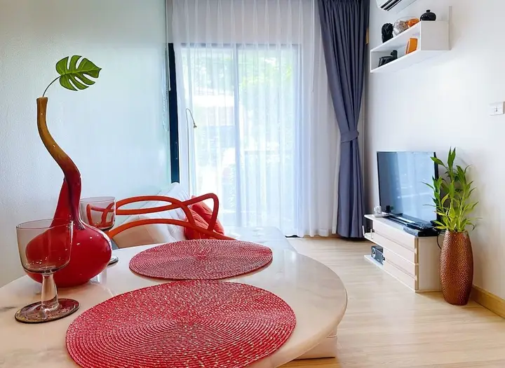 Тхаланг: Nice 39sqm 1Br Apt Infinity Pool Walk to Beautiful Nai Yang