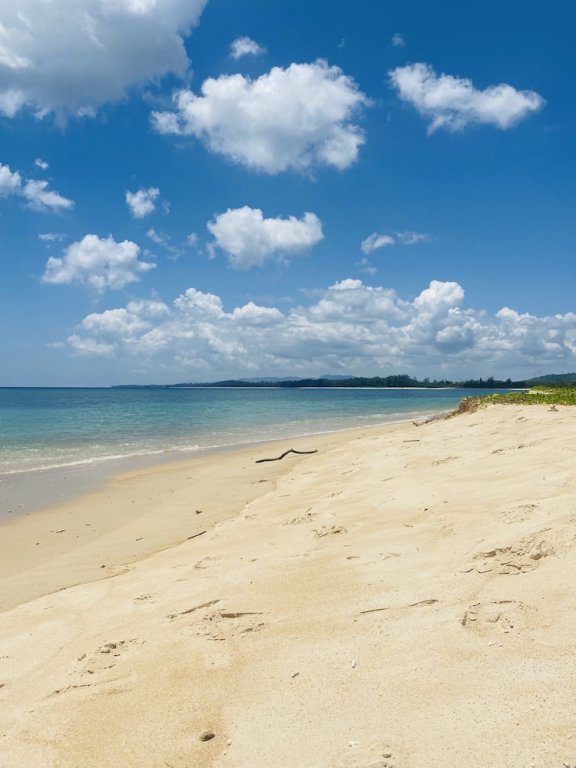 Тхаланг: Nice 39sqm 1Br Apt Infinity Pool Walk to Beautiful Nai Yang