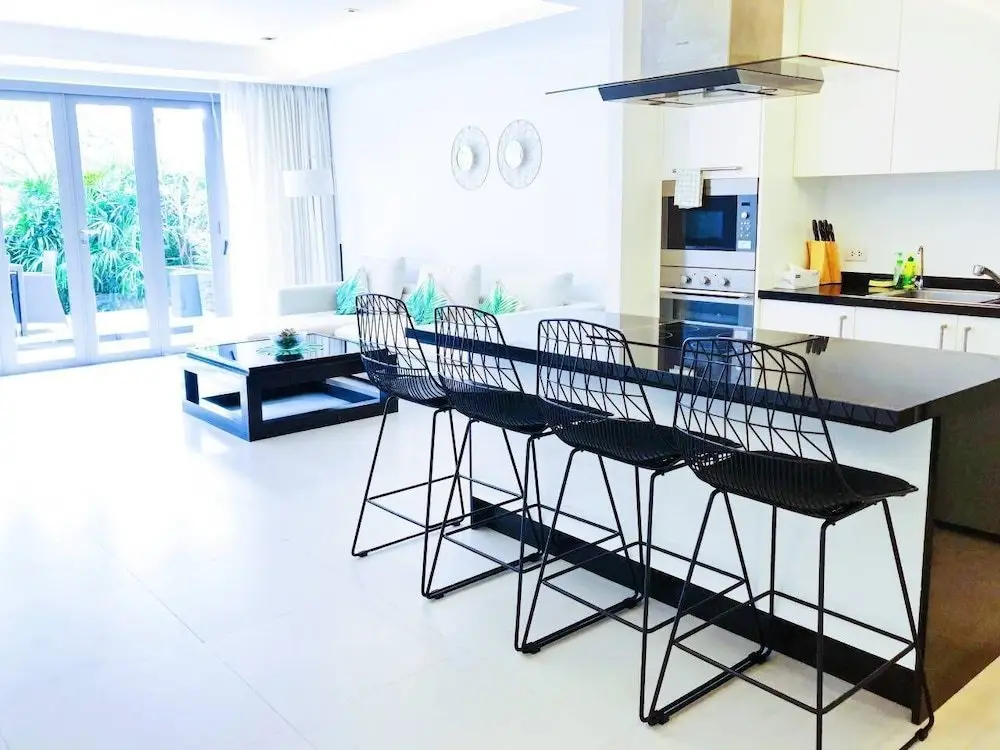 Тхаланг: "beachfront 2br Home With Private Jacuzzi Pool on Stunning Naithon Beach 3"