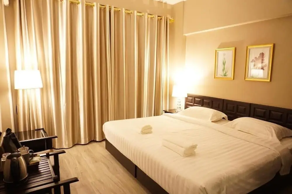 Фрае: Taris Art Hotel Phrae