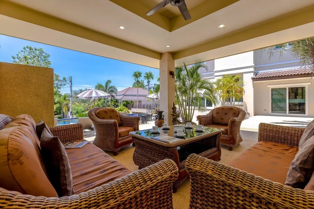 Хуахин: 5 Bedroom Pool Villa Close To Town H5