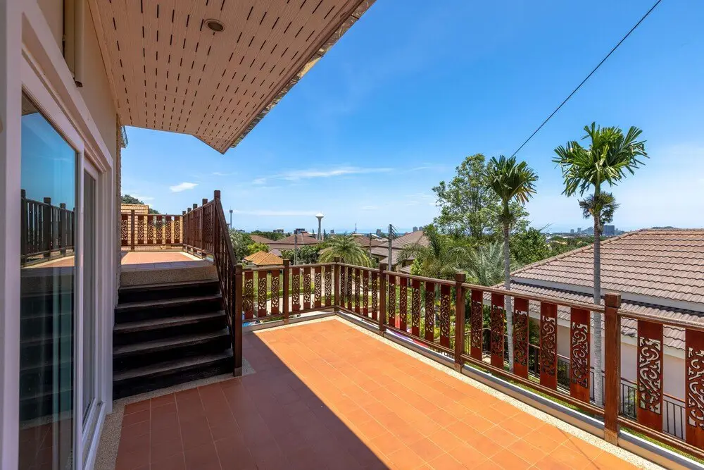 Хуахин: 5 Bedroom Pool Villa Close To Town H5