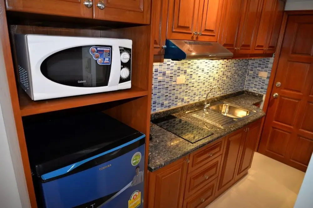 Паттайя: Jomtien Beach Condo 5th Floor Studio Apartment