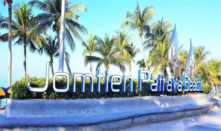 Паттайя: Jomtien Beach Condo - Studio Close to the Beach