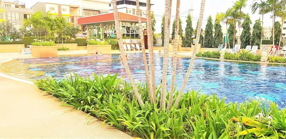 Паттайя: Sea View Studio Condo in Jomtien Beach Pattaya